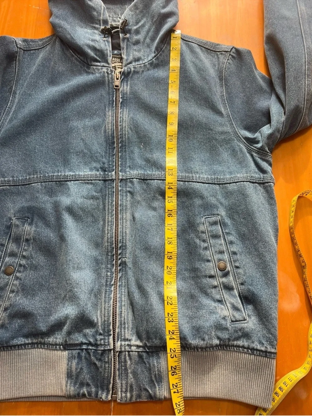 Levi’s Men’s Hooded Denim Jacket Medium NWOT – Indigo Zip Front – LM40C972